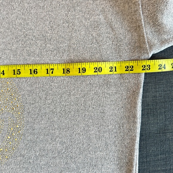 ONLY | Sequin Happy Face Pullover - Picture 7 of 8